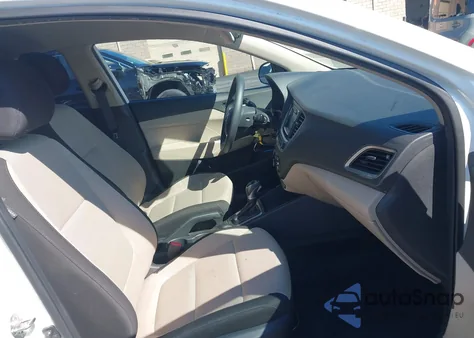 2020 Hyundai Accent Se z USA, uszkodzony, nr VIN 3KPC24A6XLE110423